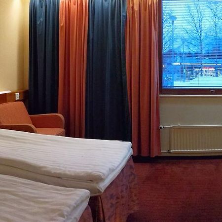 Hotel Jaemsae Екстер'єр фото